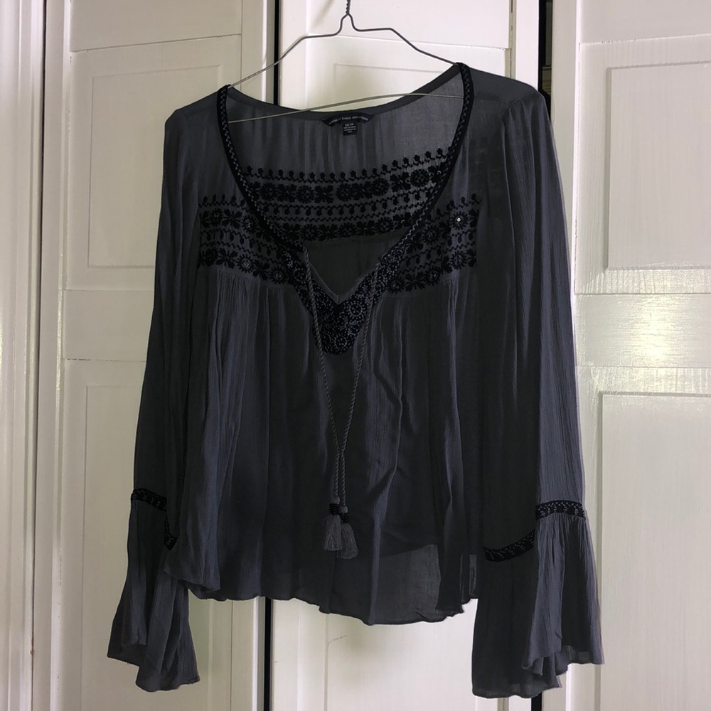 American Eagle Flowy Top